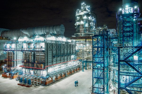 俄罗斯天然气工业股份有限公司NEFT在莫斯科炼油厂推出了新的原油单元