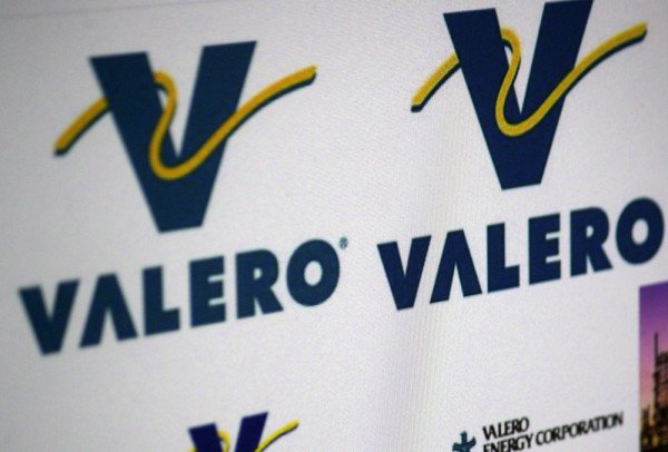 Valero在Arthur Port炼油厂重新启动大型原油