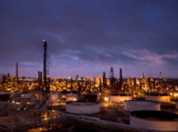 Lyondell在休斯顿炼油厂重启大型原油装置