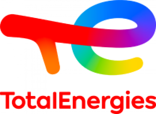 法国费津totalenergyfeyzin炼油厂失火